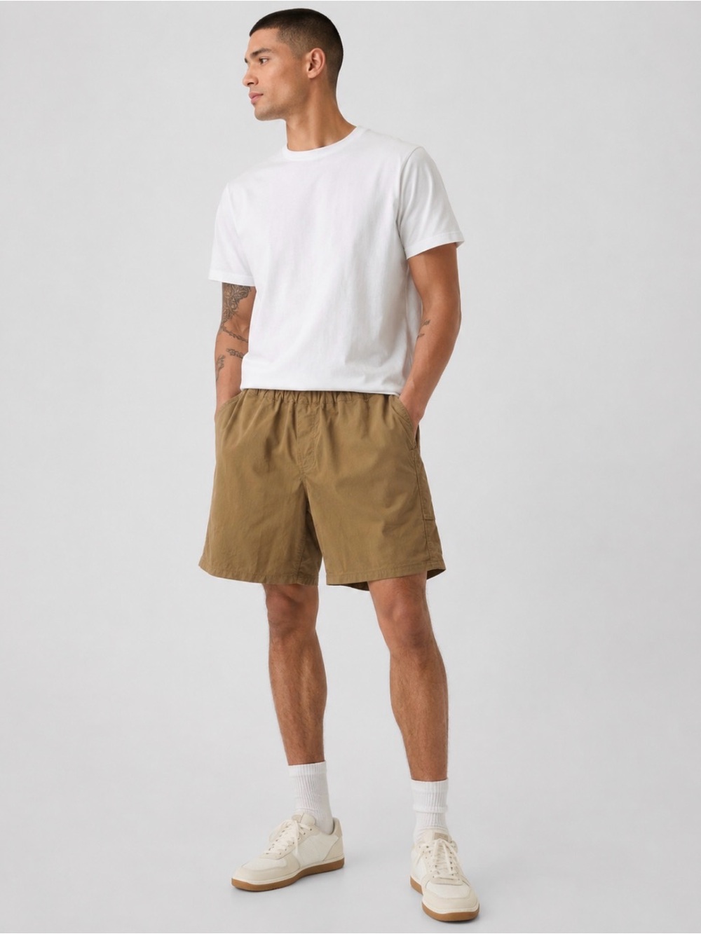 MEC Men’s Stretch Hiking Cargo Shorts Tan Size 32